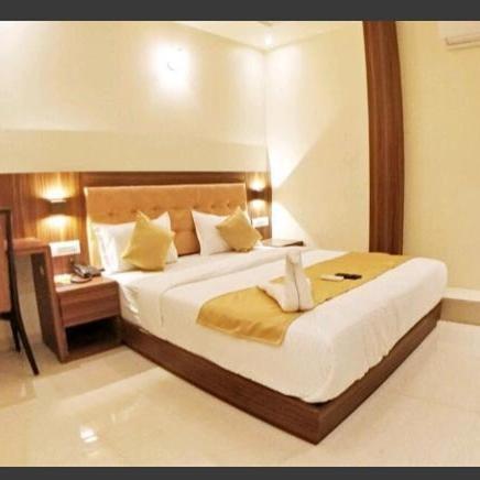 Hotel Emerald Near T2 International Airport Bombay Esterno foto